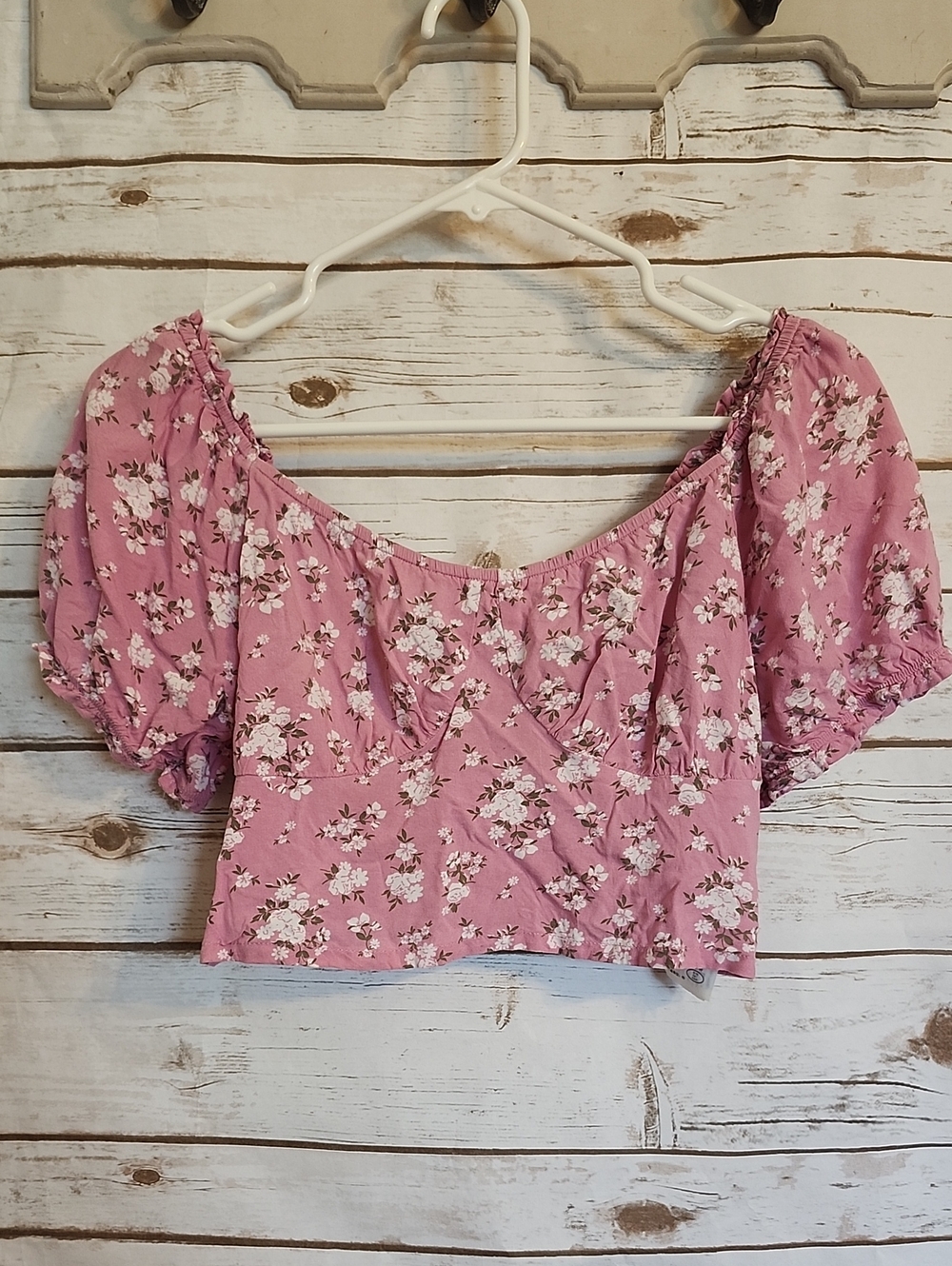 Hollister Pink Floral Puff-Sleeve Crop Top Medium